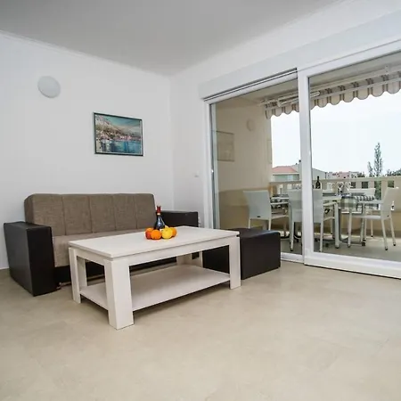 Palace - Split Apartment *