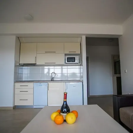 Palace - Split Apartment *